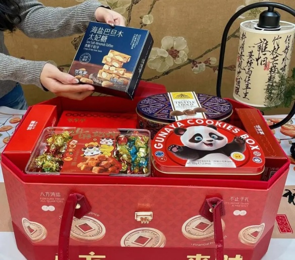 4f86481500fa4385f3b49359153481cf.jpg 福利02.jpg